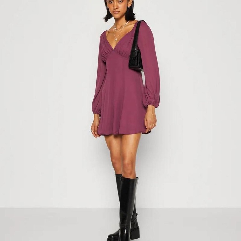 Abercrombie and Fitch Tall V Neck Babydoll Longsleeve Dress